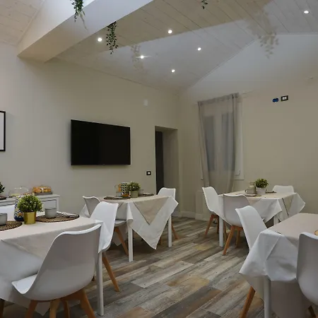 Residenza Piccoli Sogni 코마키오